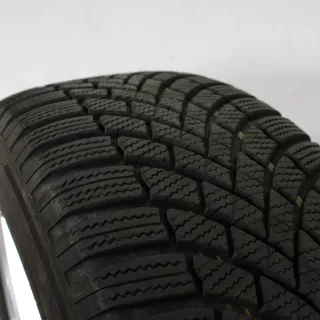 19 Zoll original Audi Q4 e-tron 89A601025B Alufelgen Winterräder 2x 7-7,5mm 2x 5,5-6mm - Bild 7