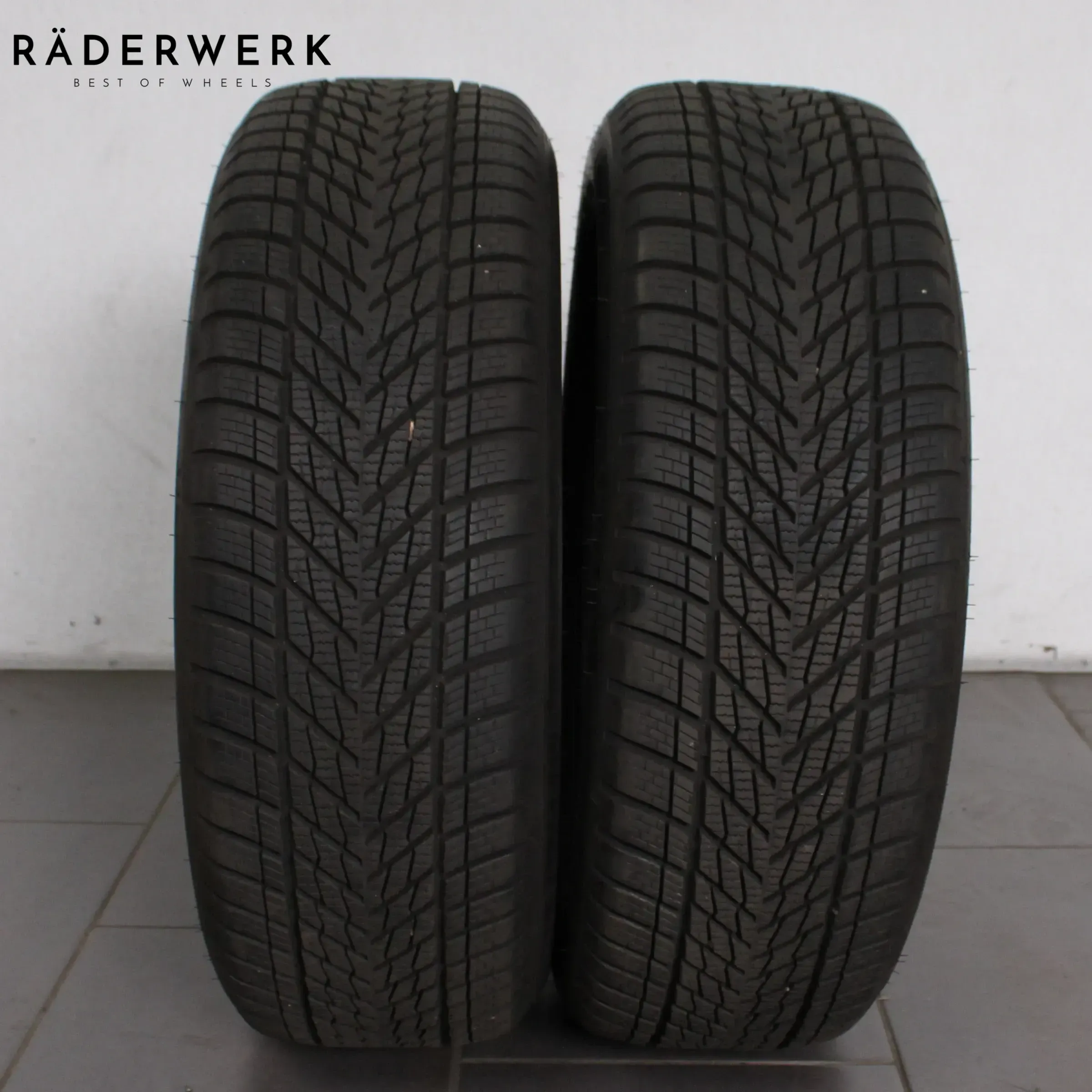 2x Winterreifen 205 55 R17 95V Dunlop Winter XL Dot: 2825 8-8,5mm - Bild 1