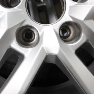 17 Zoll original Audi A4 S4 8W B9 8W0601025P Alufelgen Winterräder 8,5mm 2025 - Bild 5