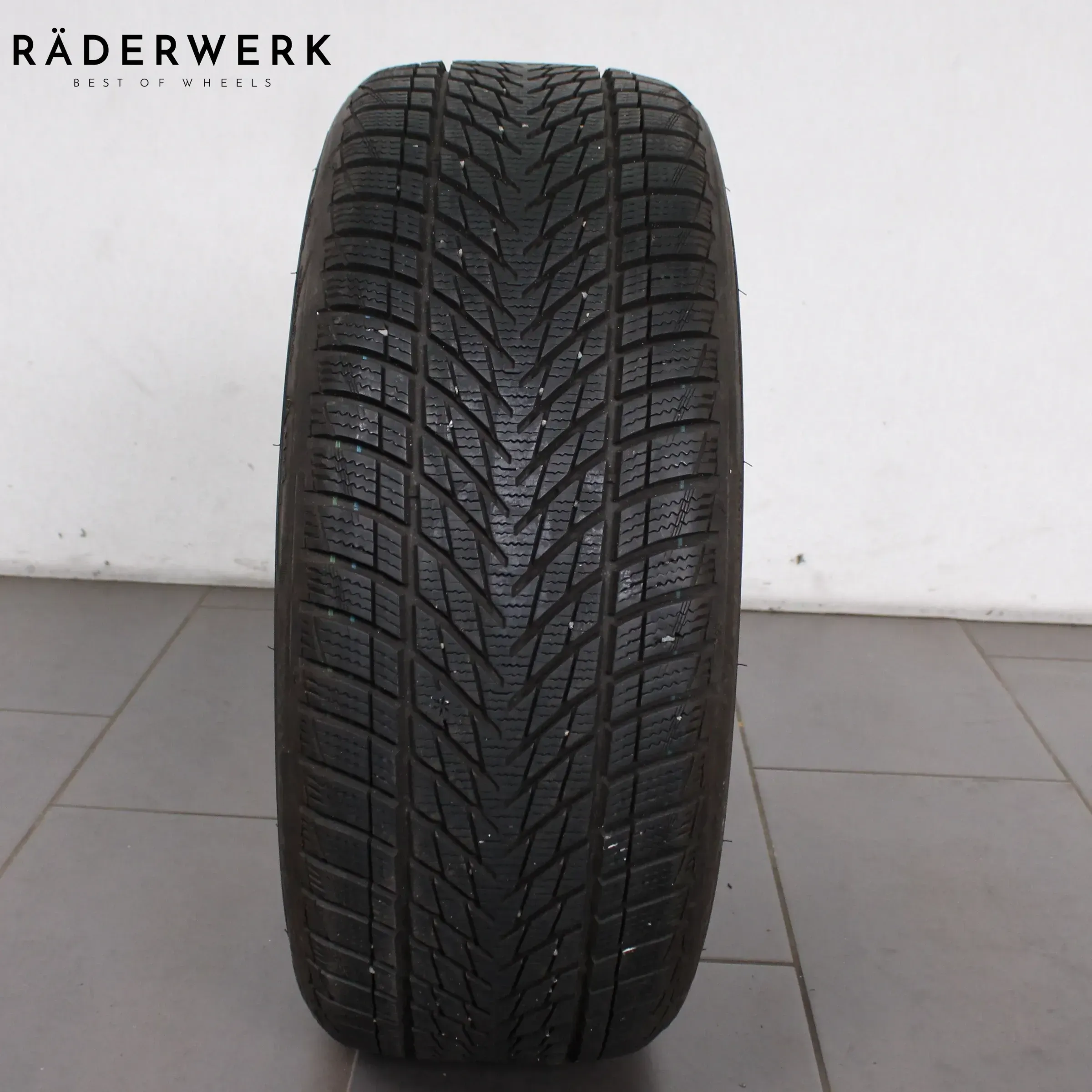 1x Winterreifen 215/40 R18 89V Goodyear Ultragrip Performance 3 XL FP 0623 8mm - Bild 1