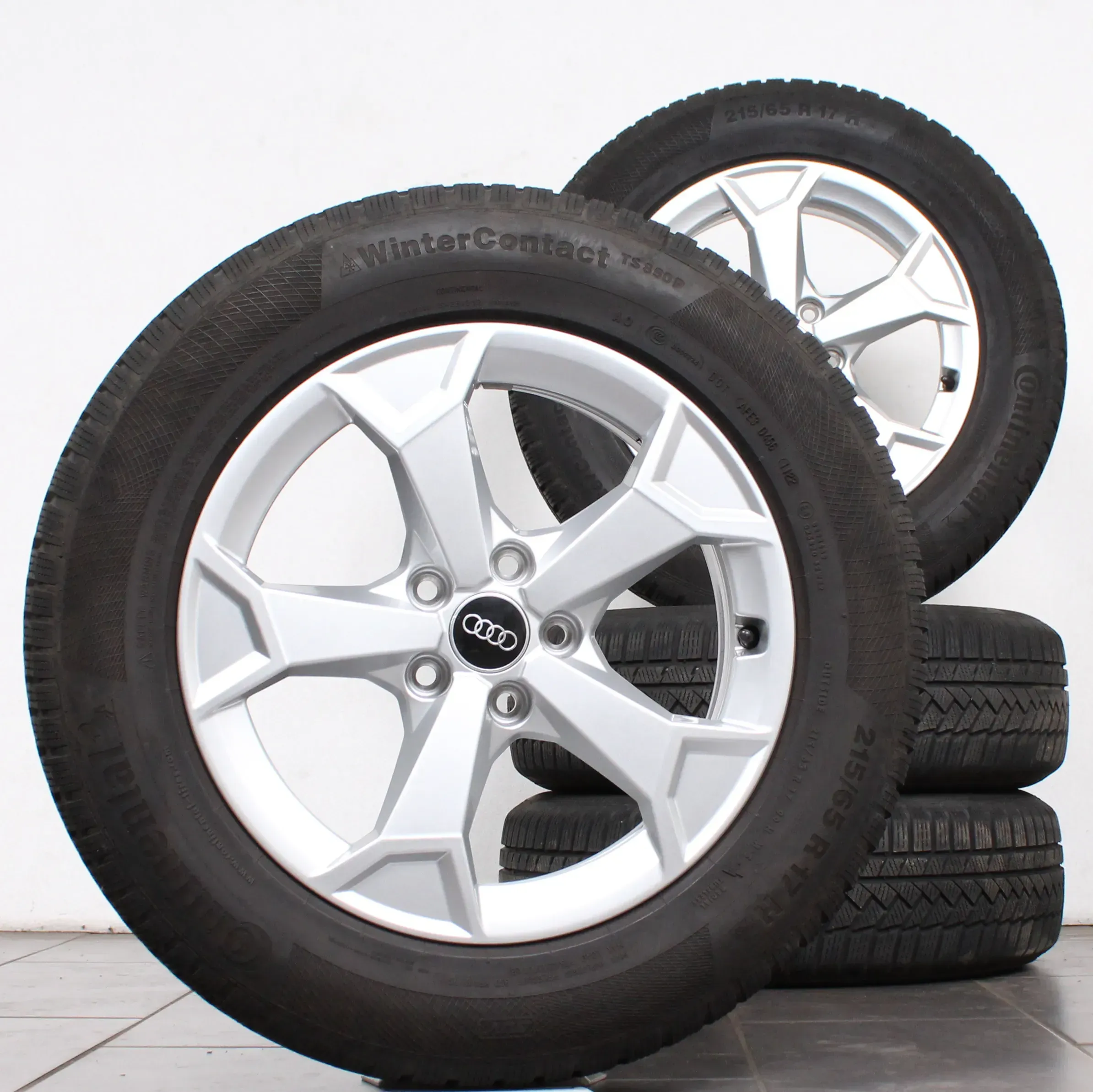 17 Zoll original Audi Q3 F3 II 83A 83A601025AL Alufelgen Winterreifen B-5-9-V - Bild 1