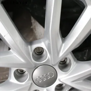 17 Zoll Original Audi TT 8S 8S0071497 Alufelgen Winterreifen Winterräder D-5-9-H - Bild 10