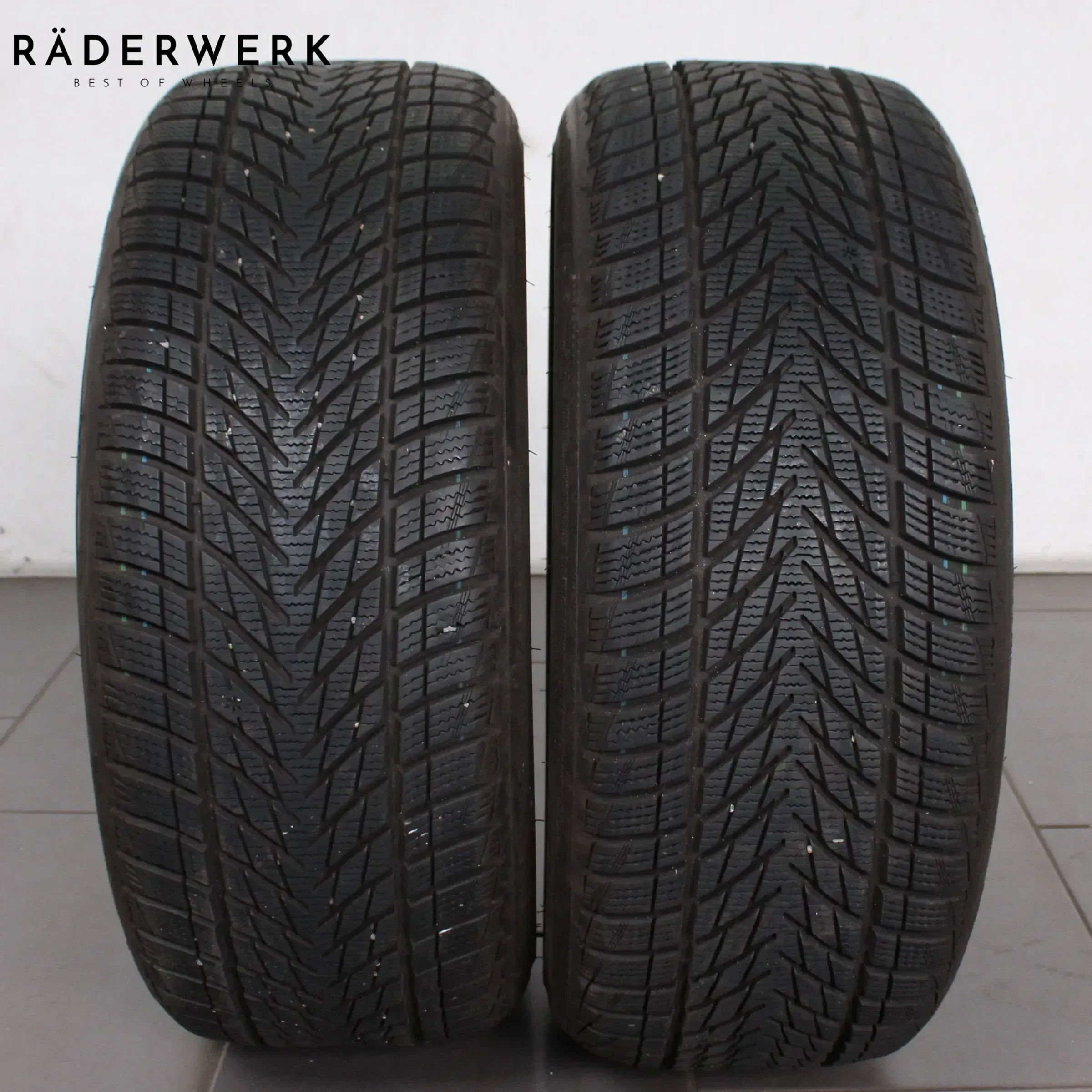 2x Winterreifen 215/40 R18 89V Goodyear Ultragrip Performance 3 XL FP 0623 6,5-7mm - Bild 1