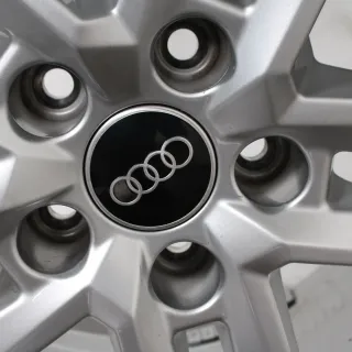 17 Zoll original Audi A4 S4 8W B9 8W0601025P Alufelgen Winterräder 8,5mm 2025 - Bild 3