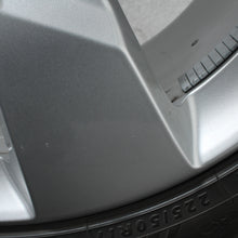 Laden Sie das Bild in den Galerie-Viewer, 17 Zoll original Audi TT TTS 8S 8S0601025J Alufelgen Winterreifen (b976c)
