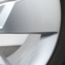 Laden Sie das Bild in den Galerie-Viewer, 17 Zoll original Audi TT TTS 8S 8S0601025J Alufelgen Winterreifen (b976c)