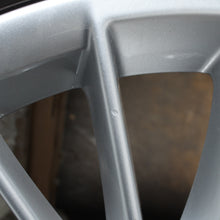 Laden Sie das Bild in den Galerie-Viewer, 17 Zoll original Audi A3 S3 8Y 8Y0601025B Alufelgen Sommerreifen (12614)