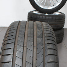 Laden Sie das Bild in den Galerie-Viewer, 17 Zoll original Audi A3 S3 8Y 8Y0601025B Alufelgen Sommerreifen (12614)