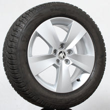 Laden Sie das Bild in den Galerie-Viewer, 16 Zoll original Skoda Scala 657601025 Alufelgen Winterreifen (0faf3)