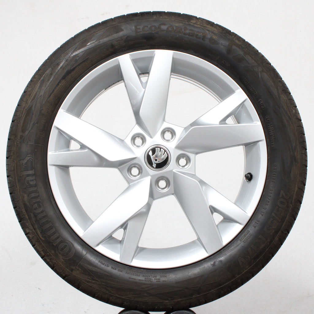 17 Zoll original Skoda Octavia Mk4 A8 5E3601025 Alufelgen Sommerreifen (808d5)