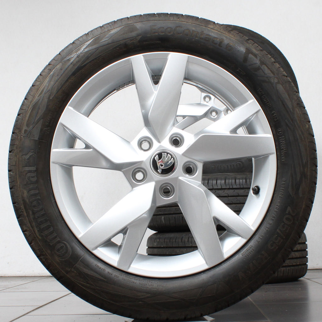 17 Zoll original Skoda Octavia Mk4 A8 5E3601025 Alufelgen Sommerreifen (808d5)
