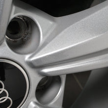 Laden Sie das Bild in den Galerie-Viewer, 19 Zoll original Audi Q5 FY 80A 80A601025K Alufelgen Winterreifen (e4fd0)
