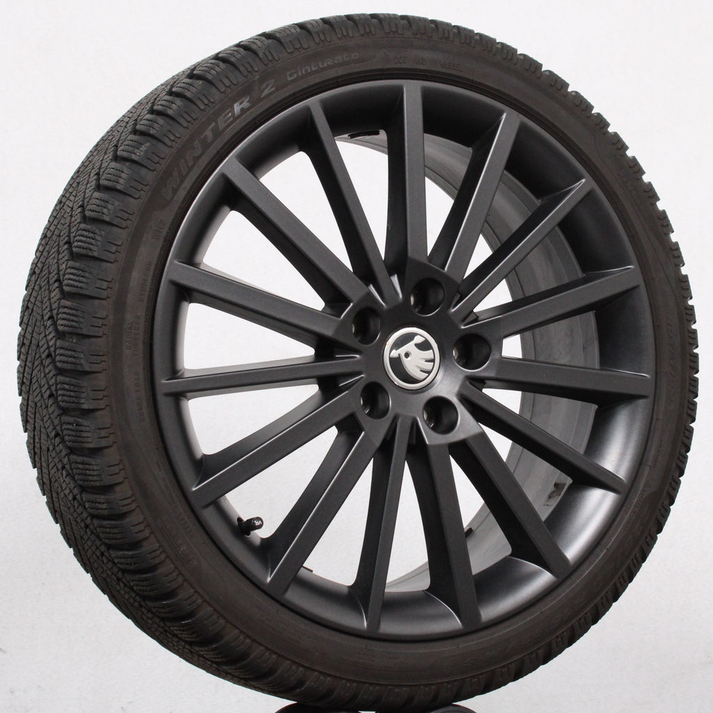 18 Zoll original Skoda Octavia III 5E 5E0601025AG Turini Alufelgen Winterreifen (cfb76)