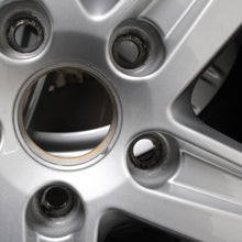 Laden Sie das Bild in den Galerie-Viewer, 16 Zoll original Audi A3 8V 8V0601025CR Alufelgen Winterreifen (af652)