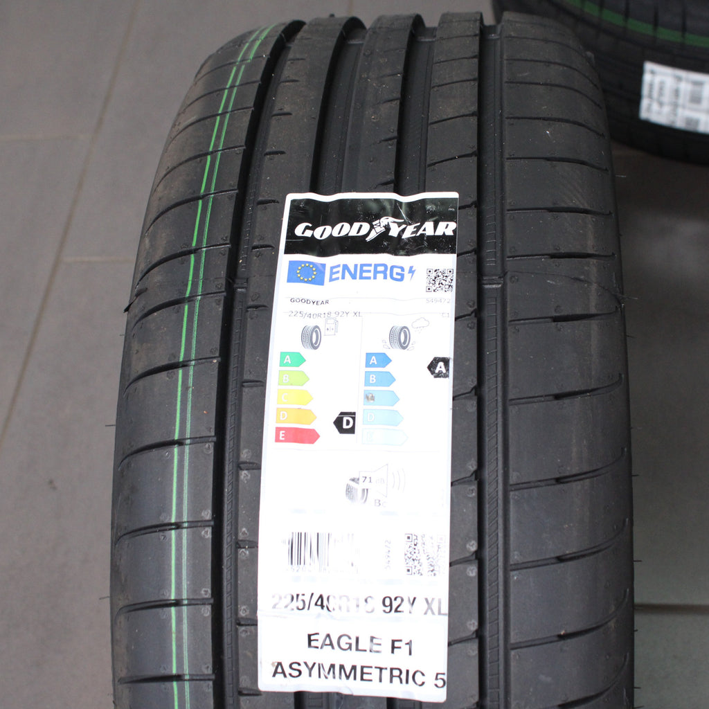 18 Zoll original VW Golf 8 VIII 5H0601025AS York Alufelgen Sommerreifen (f2726)
