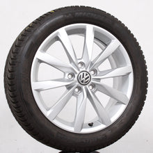Laden Sie das Bild in den Galerie-Viewer, 17 Zoll original VW Golf 7 VII 5G 5G0601025K Dijon  Alufelgen Winterreifen (72e4d)
