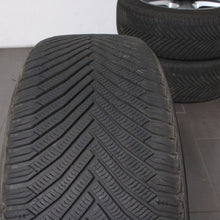 Laden Sie das Bild in den Galerie-Viewer, 18 Zoll original Audi A6 4K C8 4K0601025D Alufelgen Winterreifen (0765b)