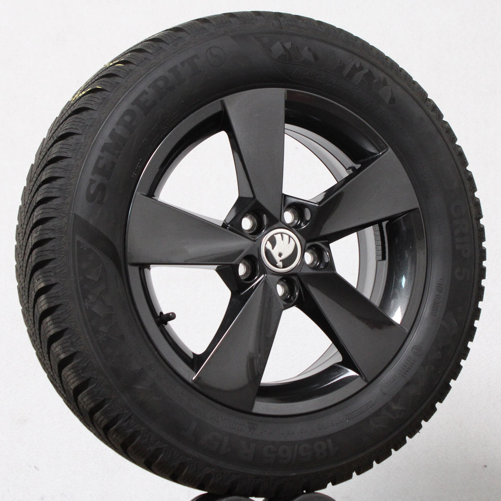 15 Zoll original Skoda Fabia Mk4 6V 6V0601025 Alufelgen Winterreifen (a08f1)