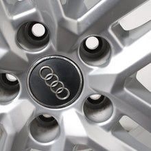 Laden Sie das Bild in den Galerie-Viewer, 17 Zoll original Audi A4 S4 8W B9 8W0601025P Alufelgen Winterreifen (27f13)