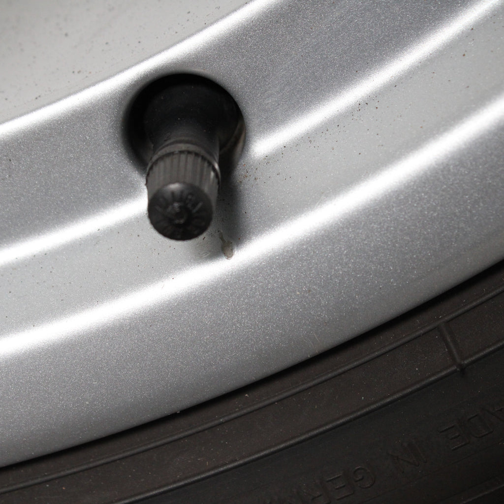 17 Zoll original Audi A4 S4 8W B9 8W0601025P Alufelgen Winterreifen (27f13)
