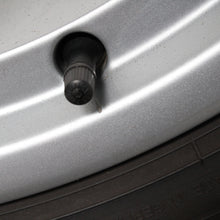 Laden Sie das Bild in den Galerie-Viewer, 17 Zoll original Audi A4 S4 8W B9 8W0601025P Alufelgen Winterreifen (27f13)