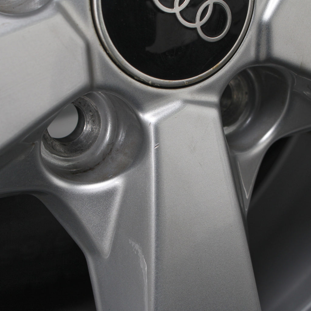 17 Zoll original Audi Q3 F3 II 83A 83A601025AL Alufelgen Winterreifen (7de6c)