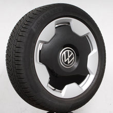 Laden Sie das Bild in den Galerie-Viewer, 20 Zoll original VW ID. Buzz 1T3601025AB Stockton Alufelgen Winterreifen (5c1b1)