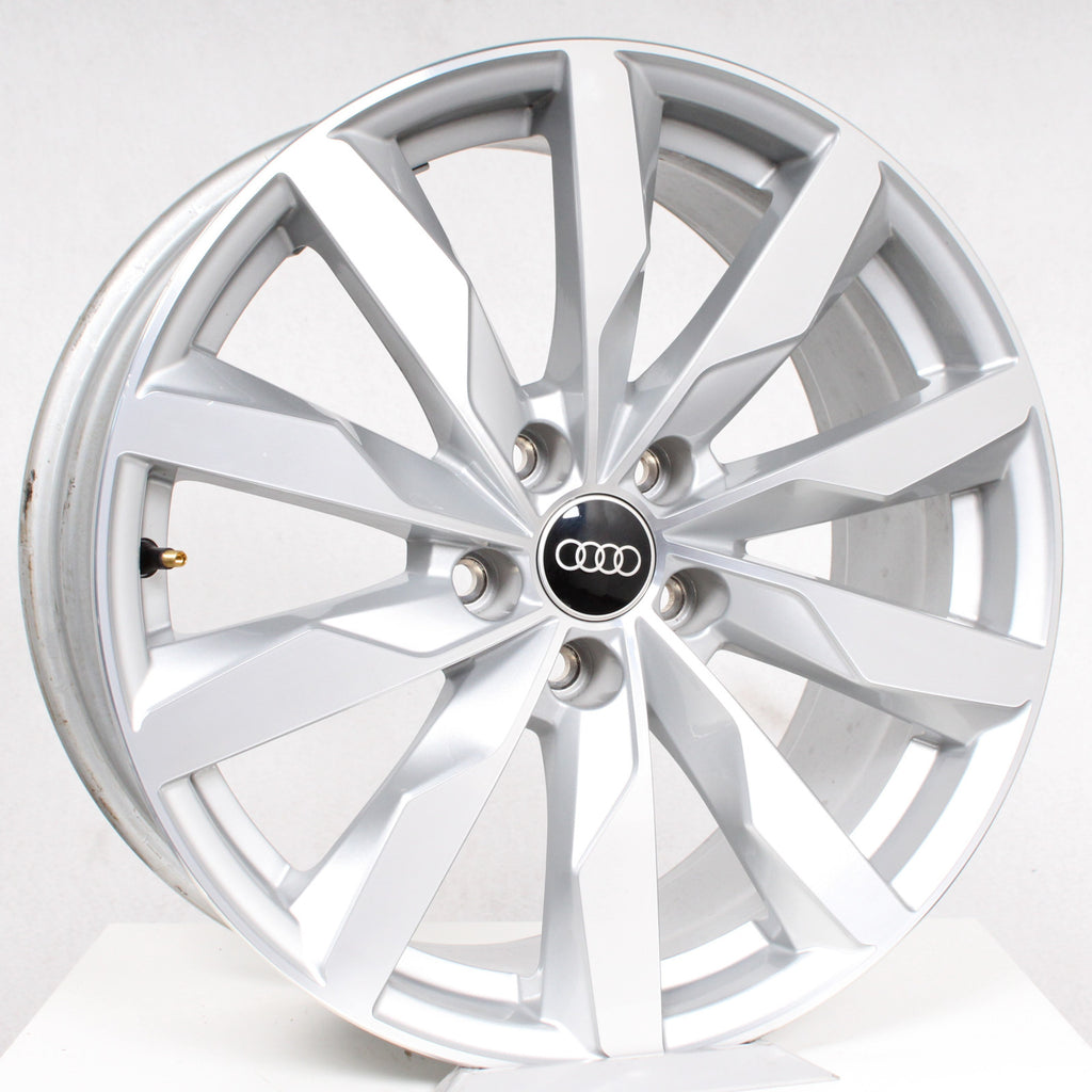 18 Zoll original Audi A4 S4 B9 8W 8W0601025S Alufelgen (79311)