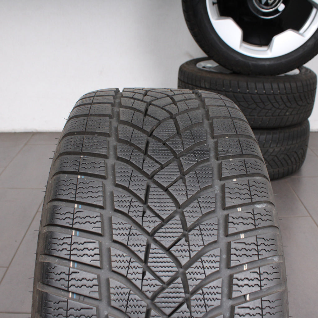 20 Zoll original VW ID. Buzz 1T3601025AB Stockton  Alufelgen Winterreifen (2365d)