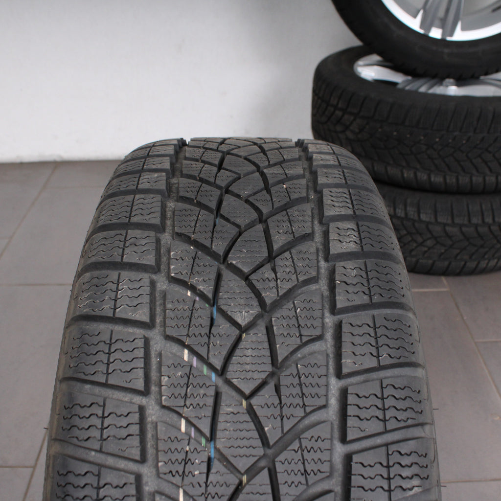 18 Zoll original VW Tiguan ll Allspace 5NA601025M Alufelgen Winterreifen (f1ba7)