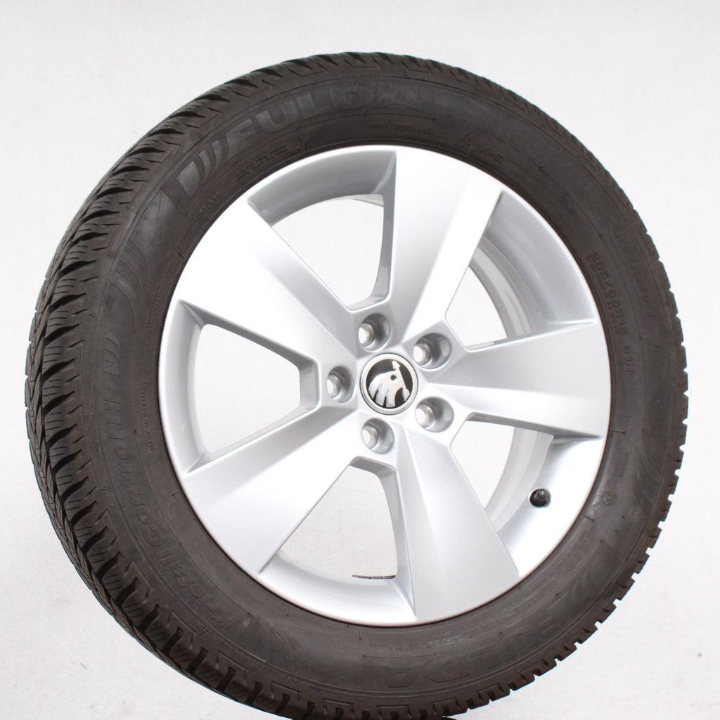 16 Zoll original Skoda Scala 657601025 Alufelgen Winterreifen (e2cf0)