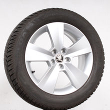 Laden Sie das Bild in den Galerie-Viewer, 16 Zoll original Skoda Scala 657601025 Alufelgen Winterreifen (e2cf0)