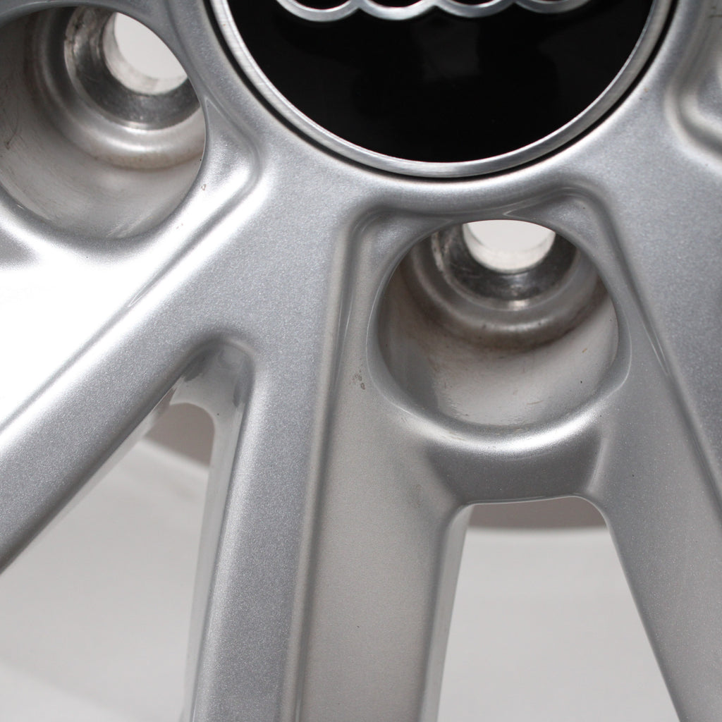 17 Zoll original Audi Q5 FY 8OA601025J Alufelgen Winterreifen (a9194)