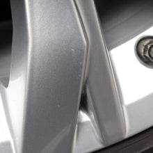 Laden Sie das Bild in den Galerie-Viewer, 17 Zoll original VW Tiguan ll Allspace 5NA Alufelgen Winterreifen (20106)