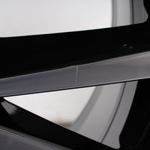 Laden Sie das Bild in den Galerie-Viewer, 18 Zoll original VW T-Cross C11 Taigo 2G7601025F Alufelgen Ganzjahresreifen (8a865)