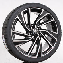 Laden Sie das Bild in den Galerie-Viewer, 19 Zoll original VW Golf VIII 8 5H0601025R Adelaide Alufelgen Sommerreifen (67734)