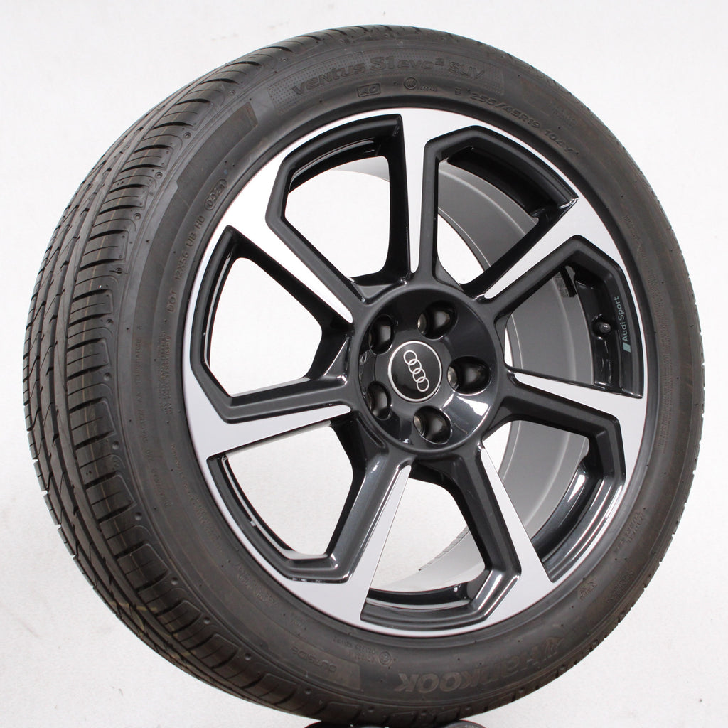 19 Zoll original Audi Q3 F3 83A 83A601025D Alufelgen Sommerreifen (337f6)