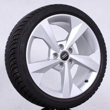 Laden Sie das Bild in den Galerie-Viewer, 18 Zoll original Audi A3 S3 8Y 8Y0601025J Alufelgen Winterreifen (d7980)