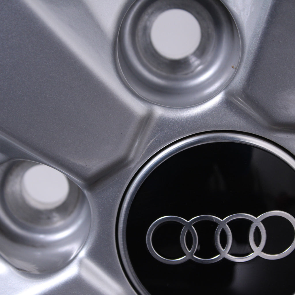17 Zoll original Audi Q3 F3 II 83A 83A601025AL Alufelgen Winterreifen (daafd)
