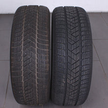 Laden Sie das Bild in den Galerie-Viewer, 2 Stück Pirelli Scorpion Winter 235 65 R17 104H M+S AO Winterreifen (995db)