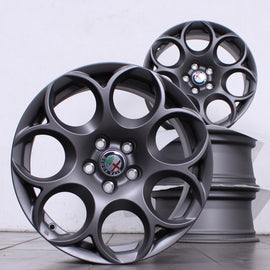 17 Zoll original Alfa Romeo Giulia Type 952 156107469 Alufelgen (931fb)