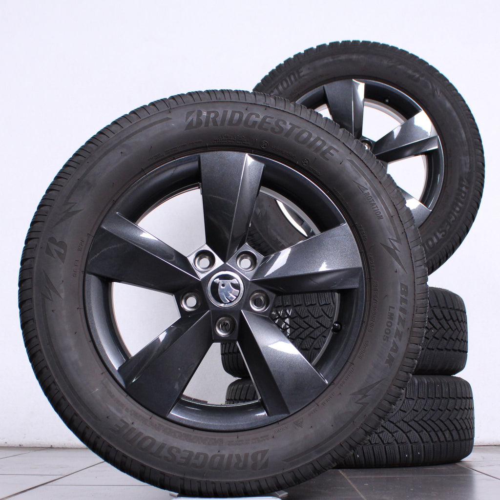 16 Zoll original Skoda Karoq NU7 57A601025T Alufelgen Winterreifen (a1ae3)