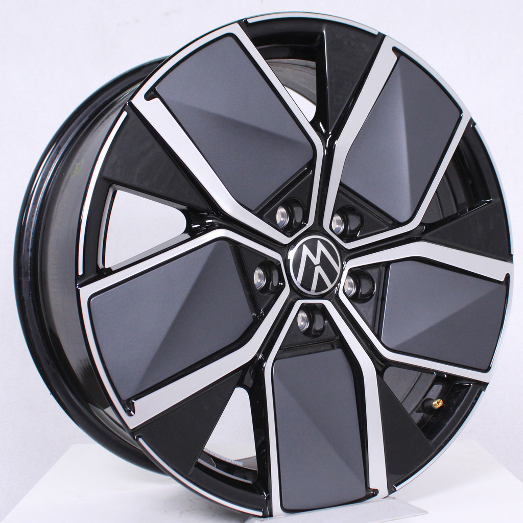 18 Zoll original VW Golf 8 VIII 5H 5H0601025AR Leeds Alufelgen (dc412)