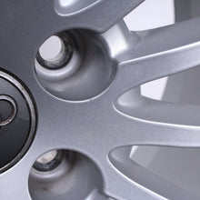 Laden Sie das Bild in den Galerie-Viewer, 17 Zoll original Audi A5 F5 8W0601025AE Alufelgen Winterreifen (e2a2b)