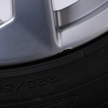Laden Sie das Bild in den Galerie-Viewer, 17 Zoll original Audi A4 S4 8W B9 8W0601025P Alufelgen Winterreifen (34663)