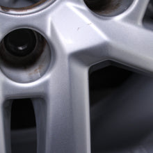 Laden Sie das Bild in den Galerie-Viewer, 17 Zoll original Audi A4 S4 8W B9 8W0601025P Alufelgen Winterreifen (34663)
