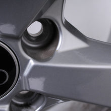 Laden Sie das Bild in den Galerie-Viewer, 17 Zoll original Audi Q3 F3 II 83A 83A601025AL Alufelgen Winterreifen (bddcd)