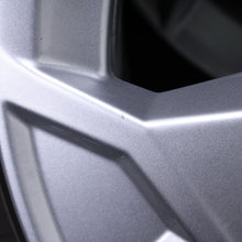 Laden Sie das Bild in den Galerie-Viewer, 17 Zoll original Audi Q3 F3 II 83A 83A601025AL Alufelgen Winterreifen (bddcd)