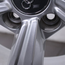 Laden Sie das Bild in den Galerie-Viewer, 19 Zoll original Audi Q5 SQ5 FY 80A 80A601025K Alufelgen Winterreifen (db7e3)