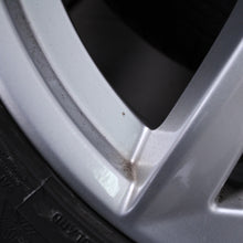 Laden Sie das Bild in den Galerie-Viewer, 17 Zoll original Audi A4 S4 8W B9 8W0601025P Alufelgen Winterreifen (b24d4)